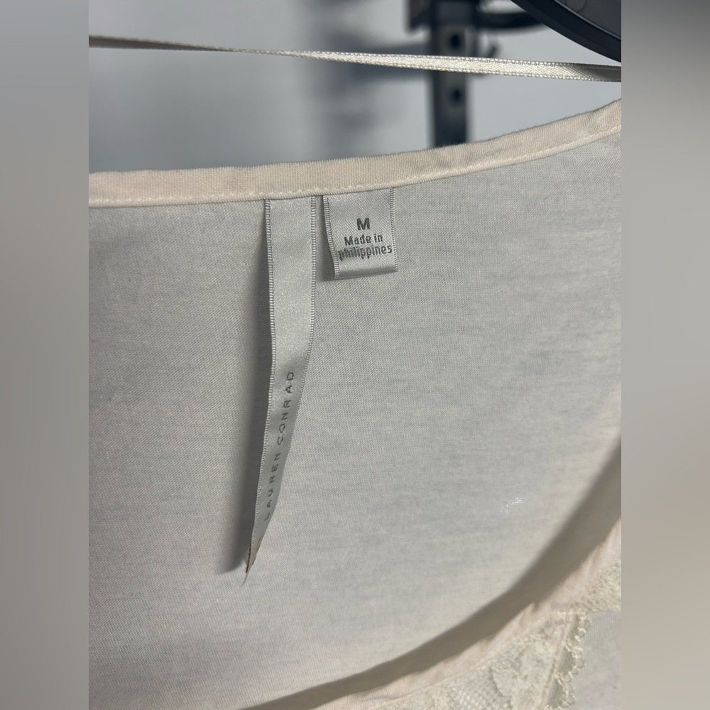 Women's Cream Lace Detail Top - Picture 5 of 8